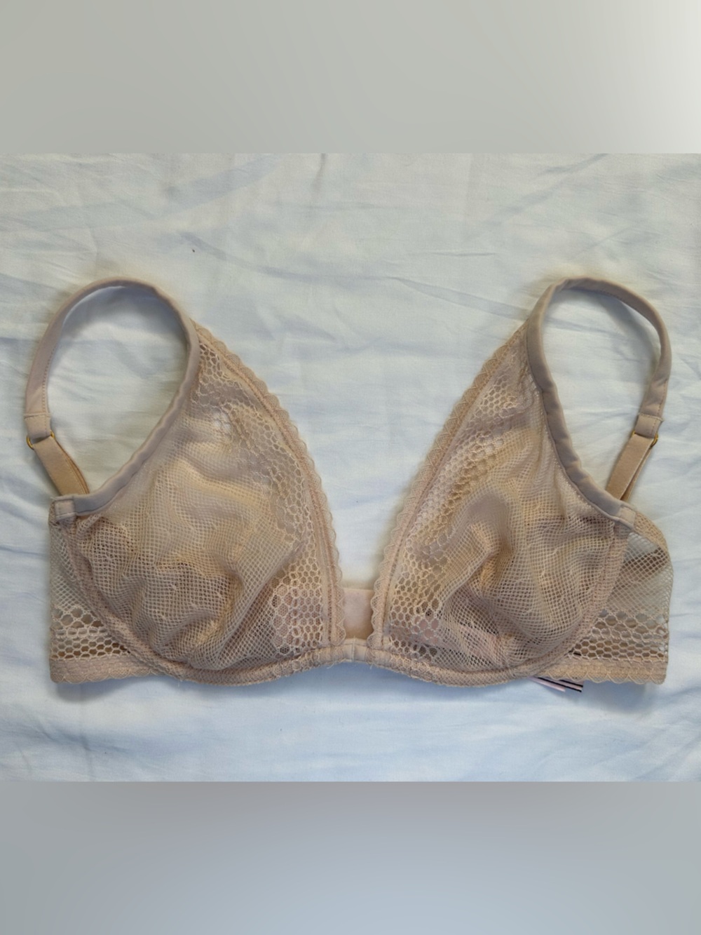 Victoria's Secret Plunge Light Nude Sheer Lace Bralette